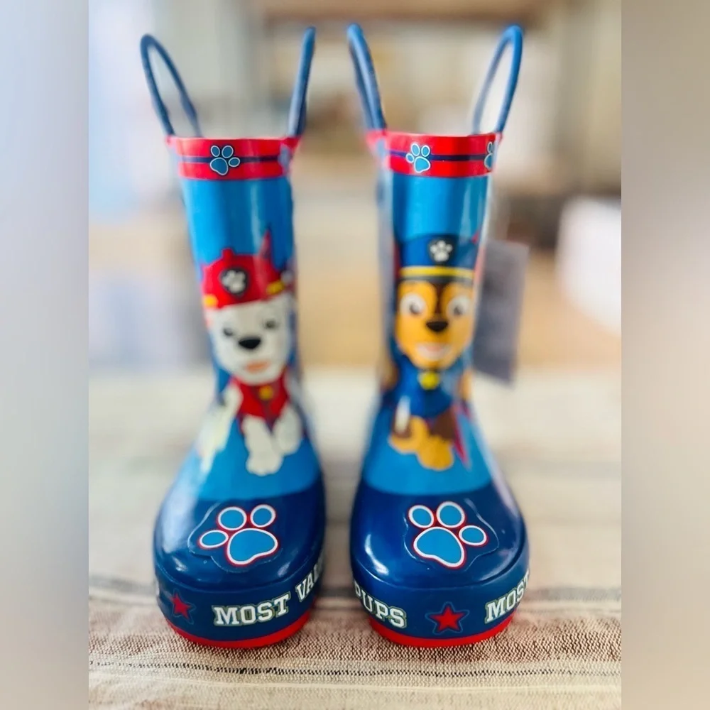 Paw patrol kids water boots size 5/6 NEW